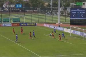 必一运动-奶奶球都不进！中冠赛场门前超级空门不进，队友都无语了...