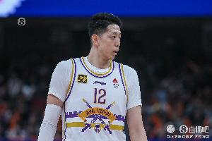 必一运动-高效吃饼！沈梓捷6投5中 得到13分8篮板1助攻1盖帽