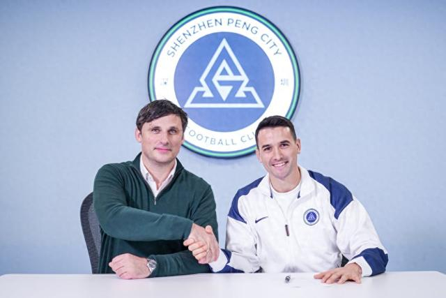 必一运动-周定洋获500万顶薪！媒体人热议：绝对超值，最后一份大合同|深圳新鹏城|港澳台|成都蓉城|鹏城|个税_新浪体育_新浪新闻